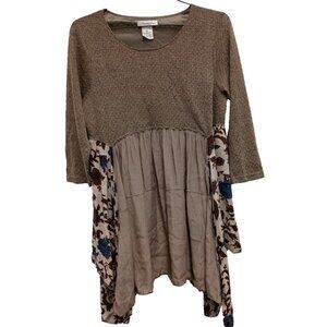 Paisley Vine  Cottagecore BOHO Tunic Top Medium Brown Asymmetric Floral Casual